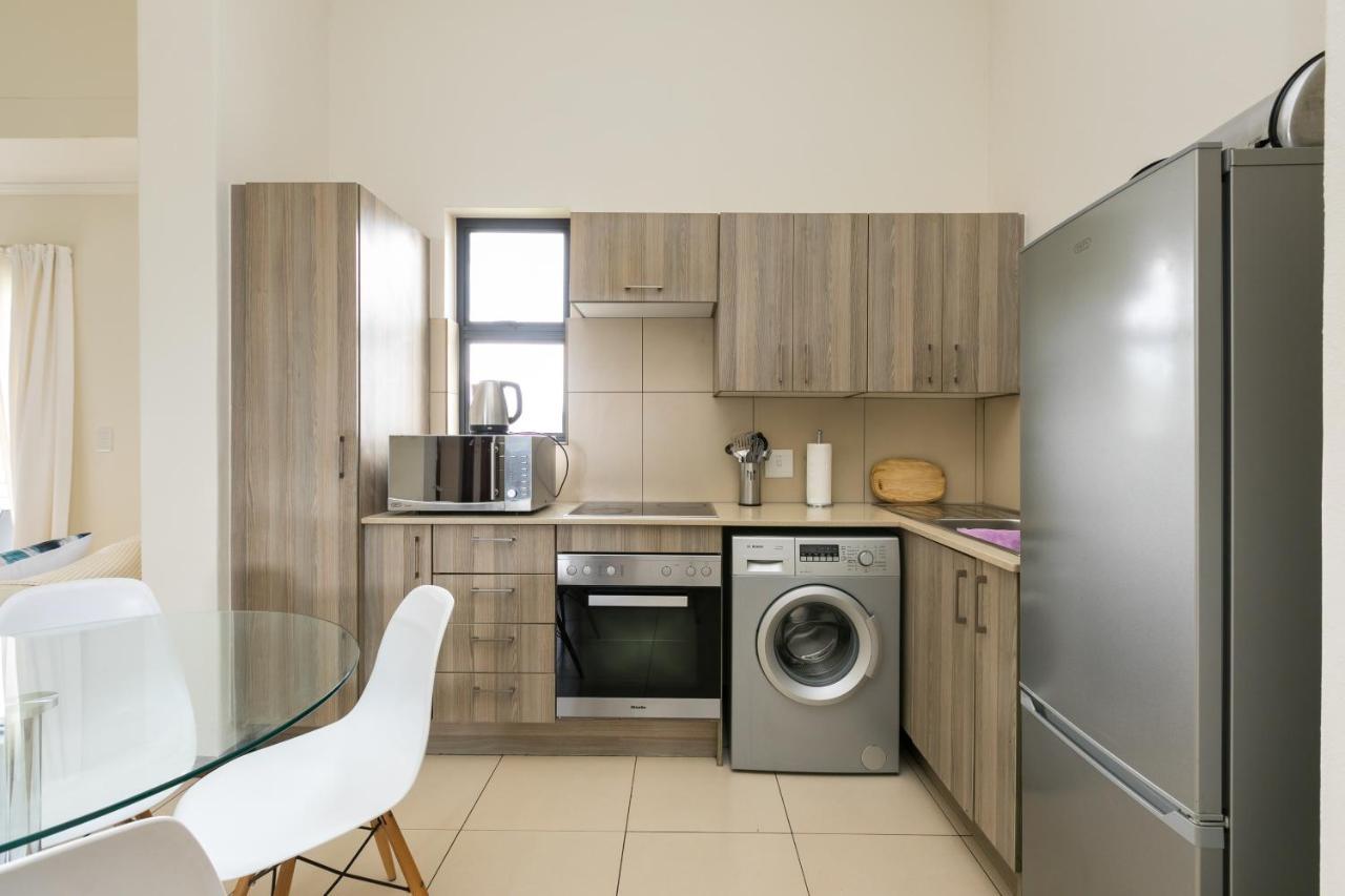 Modern Apartment In A Secure Golf Estate.Wifi ロードポート エクステリア 写真