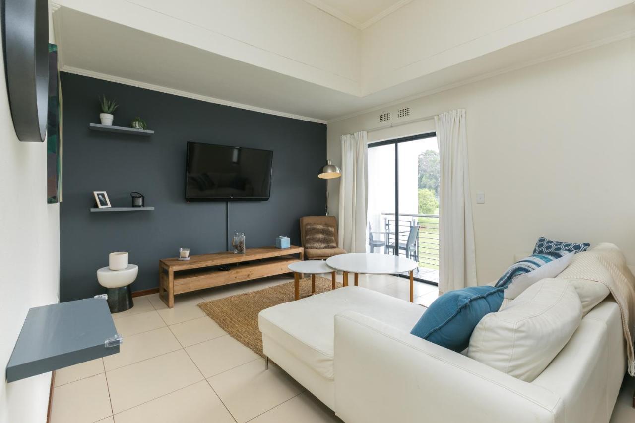 Modern Apartment In A Secure Golf Estate.Wifi ロードポート エクステリア 写真